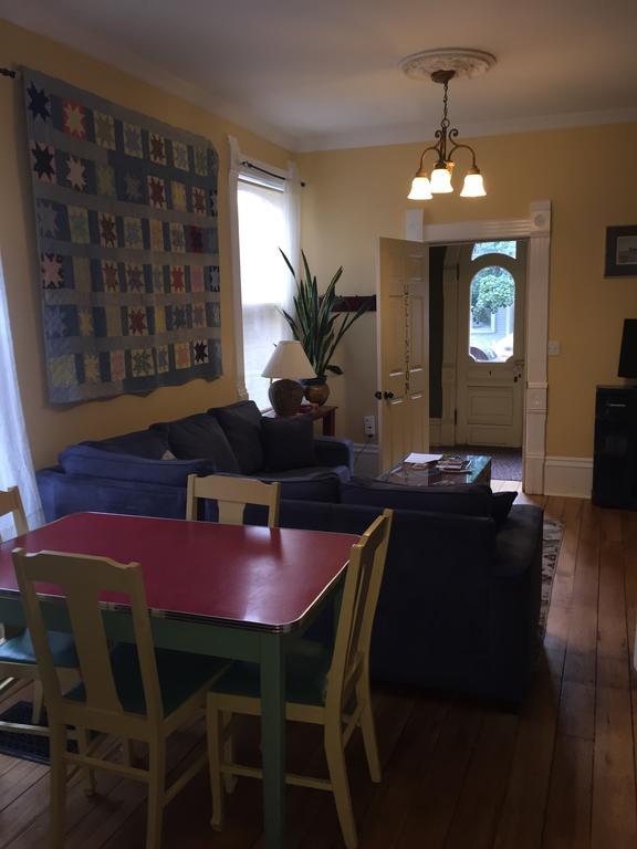 Loyalist Lofts Leilighet Picton Eksteriør bilde